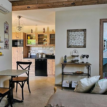 Charmant Studio Pres De La Plage Avec Jacuzzi Et Terrasse Privative Villeneuve-Loubet Esterno foto